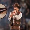 Plaga de cucarachas en concierto de Cristian Nodal