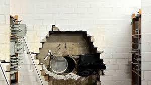 Desconocidos roban caja fuerte de un banco aleman