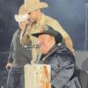 Ramon Ayala termina en silla de ruedas en concierto de despedida